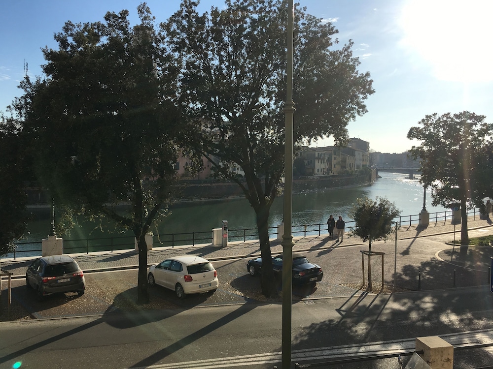 Rivadige Suite 44/50