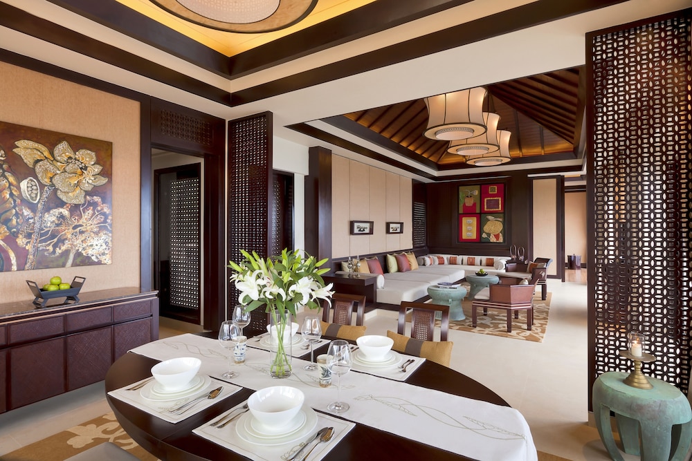 Banyan Tree Lang Co 47/78