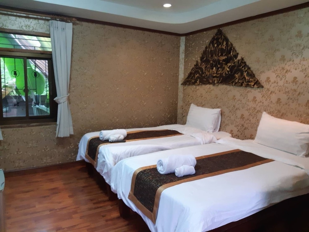 MONTRI RESORT DONMUANG BANGKOK 15/60