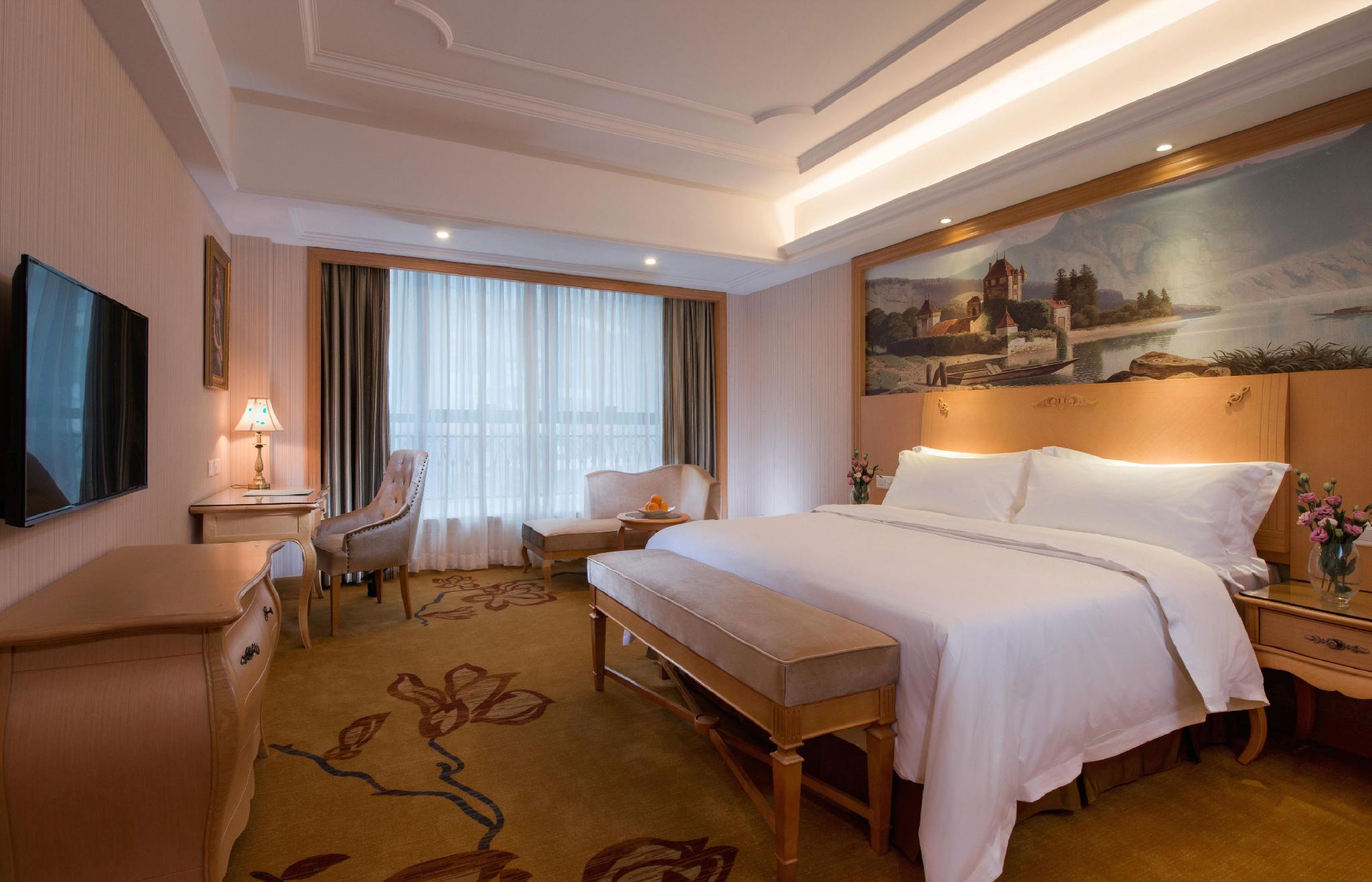 Vienna International Hotel (Huanggang Dongmen Road) 17/37