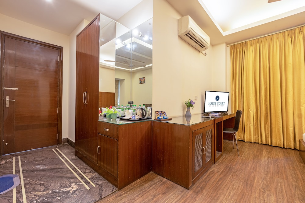 Haris Court Gurgaon 14/50