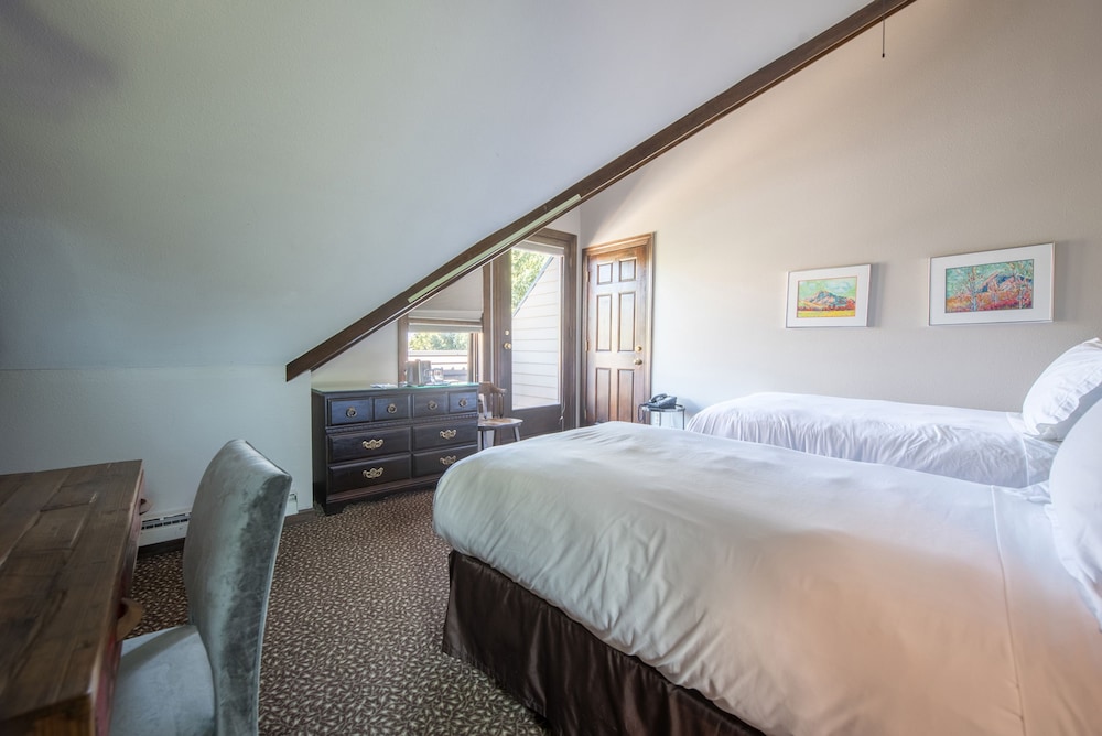 ELK MOUNTAIN LODGE 14/61