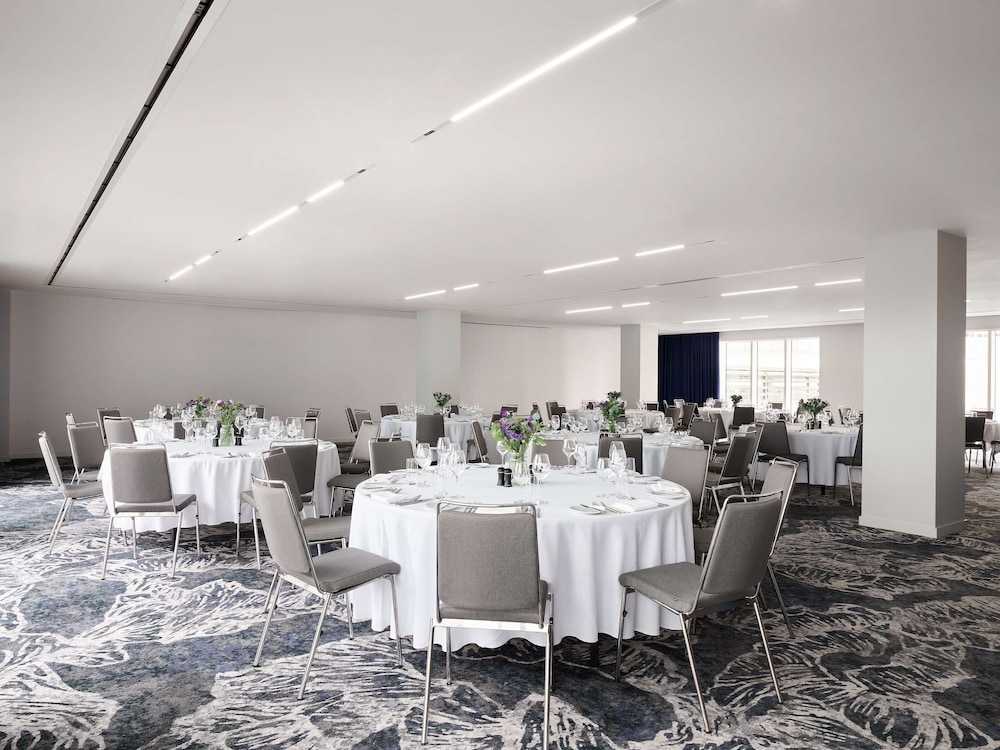 Hyatt Regency London Stratford 41/50