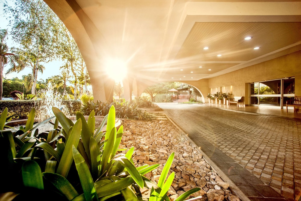 Garden Court Or Tambo International Airport 48/50