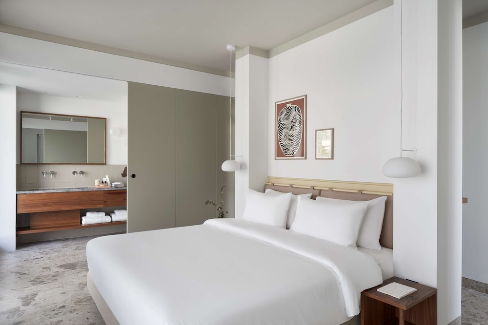 The Social Athens Hotel, a member of Radisson Individuals 10/50