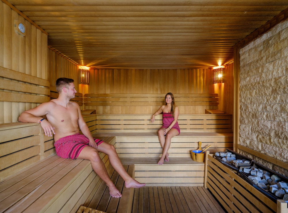 Rubi Platinum Spa Resort and Suites 42/72