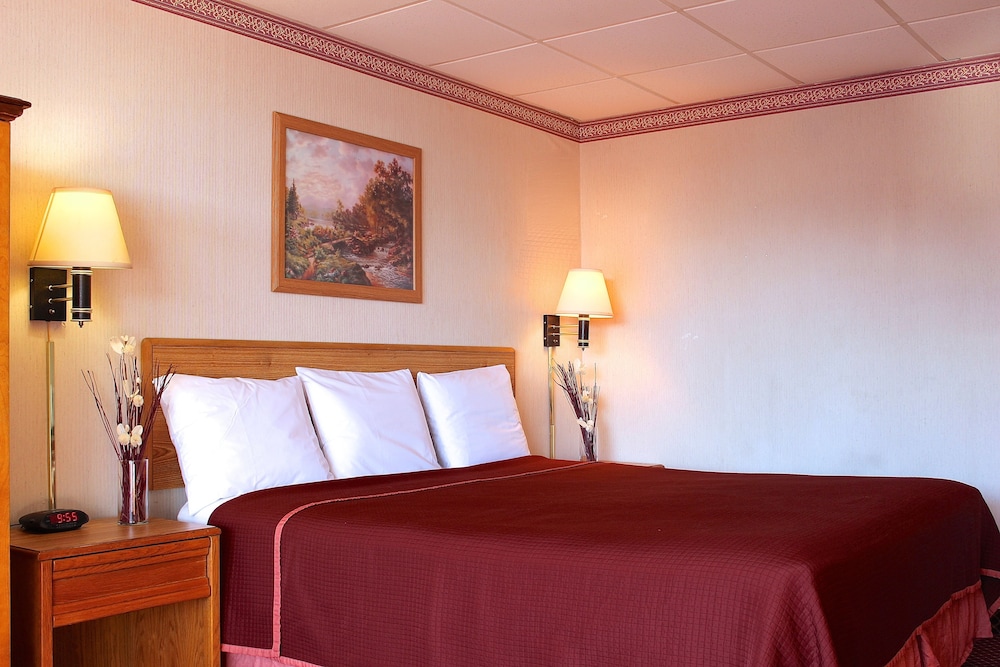 Regency Inn 22/33
