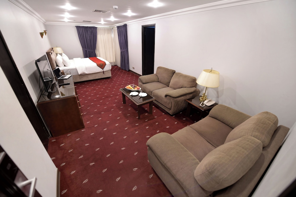 Carlton Tower Hotel 50/55