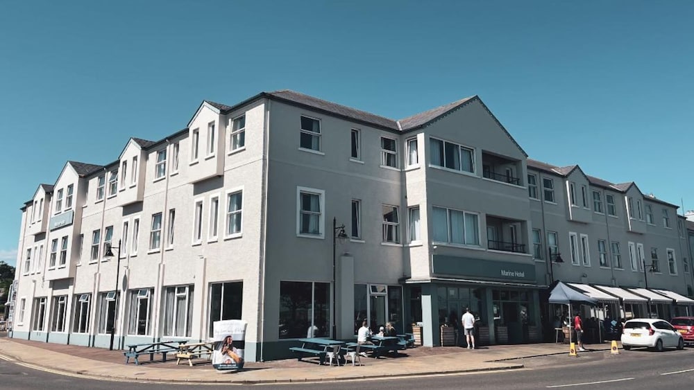The Marine Hotel 42/54