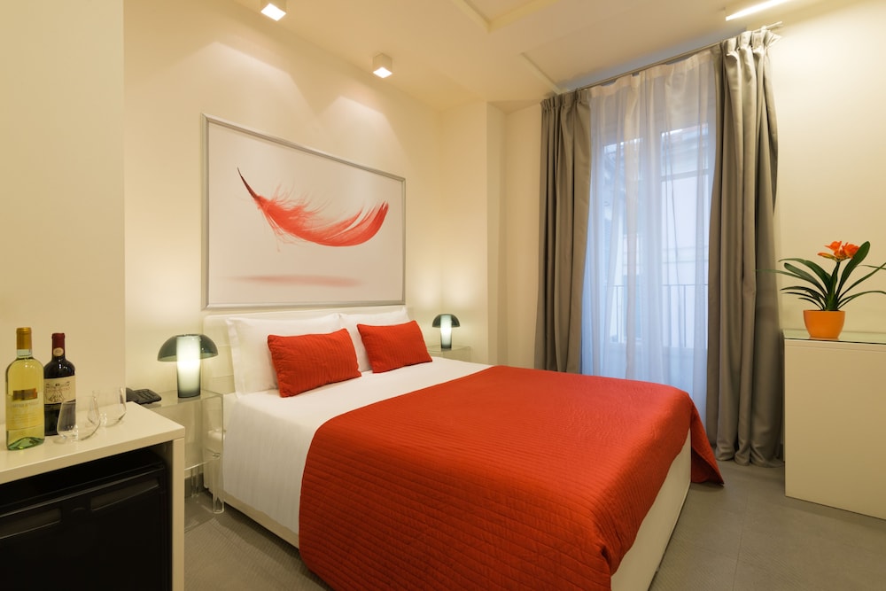 Avenue Hotel 16/71