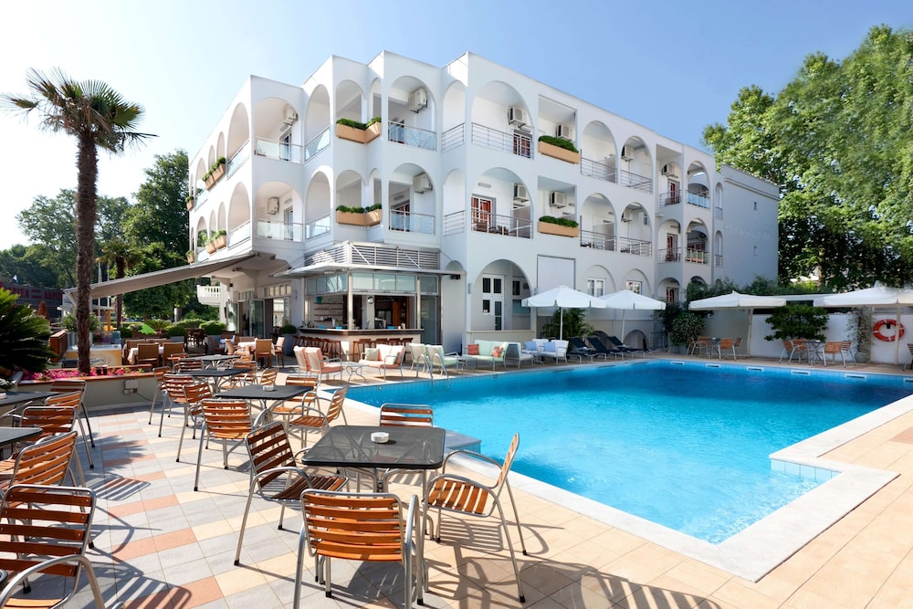 KRONOS HOTEL 39/43