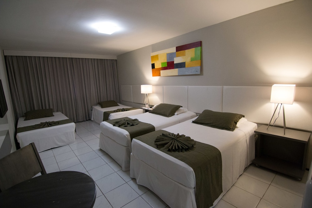 Marina Park Hotel 15/65
