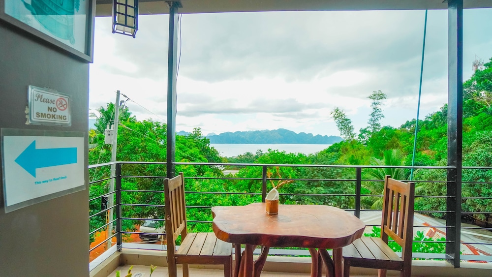 The Ridge Coron 44/46