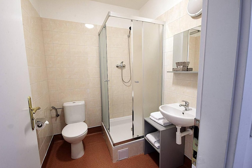 Hotel Zlata Vaha 18/65