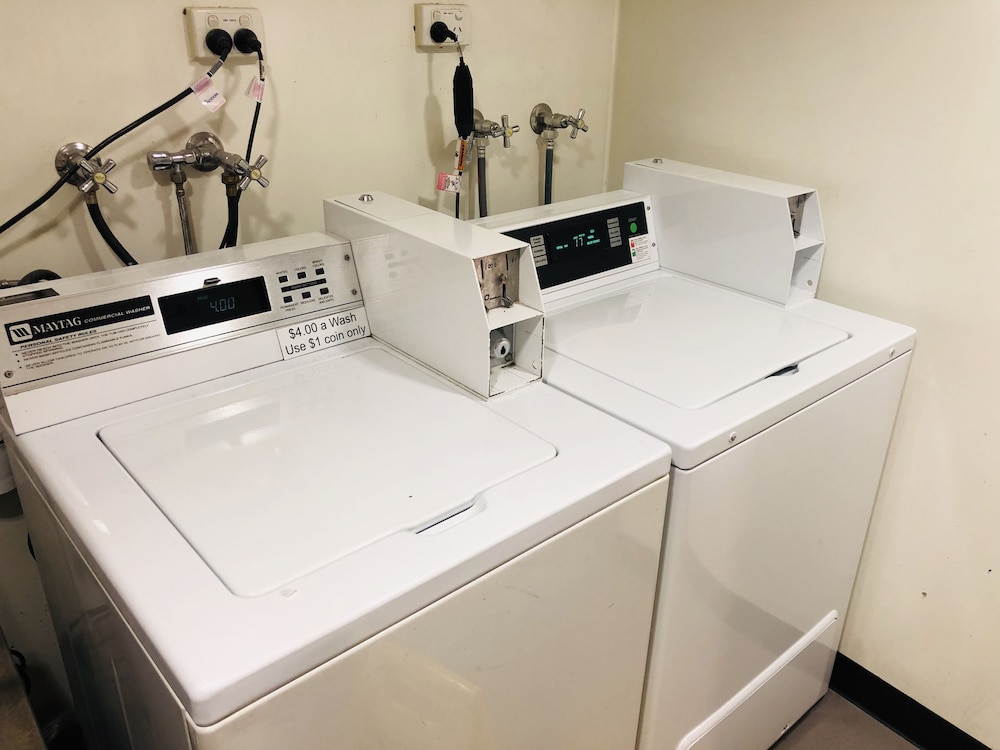 Ibis Budget Sydney Airport 63/64