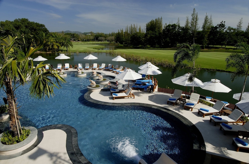 HOMM Suites Laguna – a brand of Banyan Group 50/50