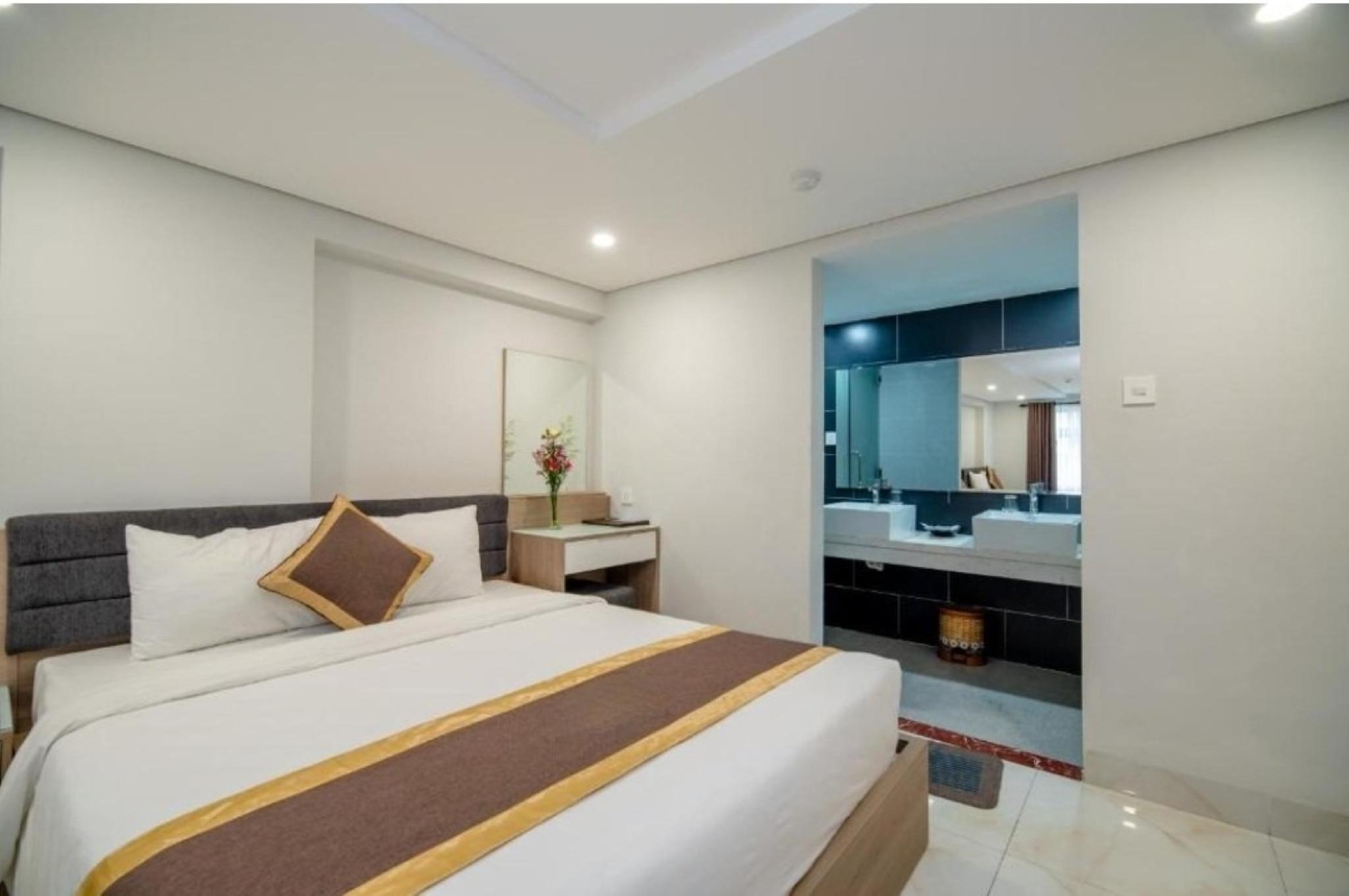 La Lune Hotel 16/80