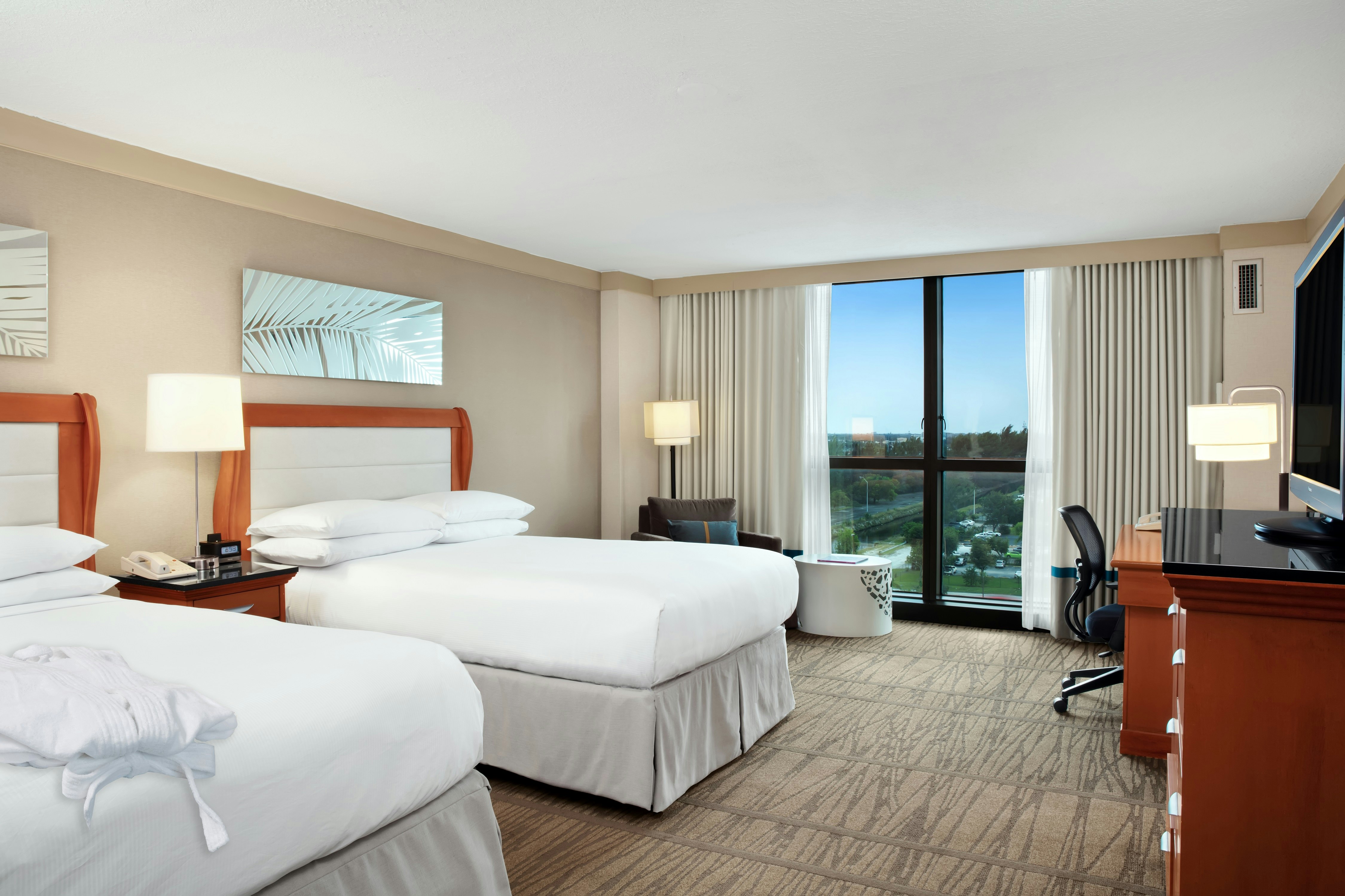DoubleTree by Hilton Hotel Miami Airport and Convention Center 24/81