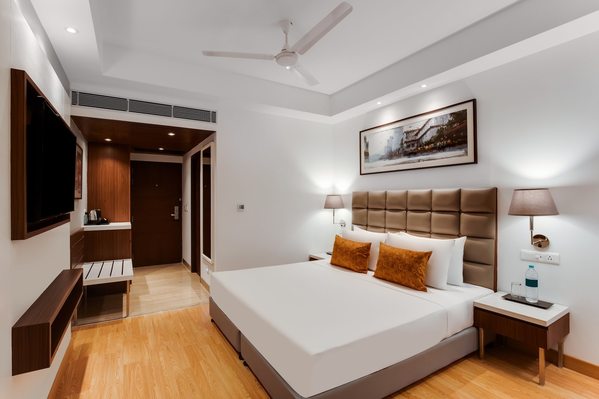 DELUXE, DOUBLE BED