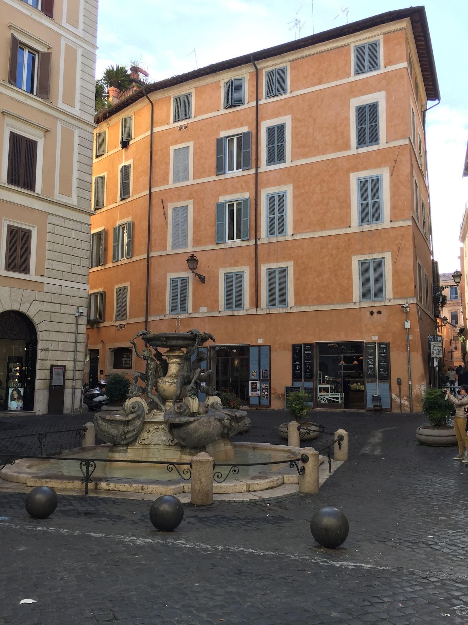 Reginella Suites 19/22