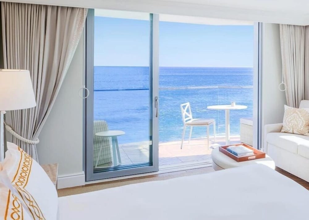 Premium, Studio, King Bed, Ocean Front, Corner, Accessible, Surf and Sand Hotel 6/6