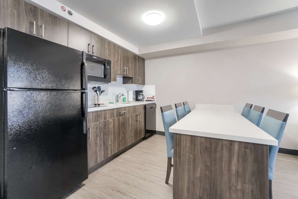 Executive Residency By Best Western Toronto Mississauga 32/35