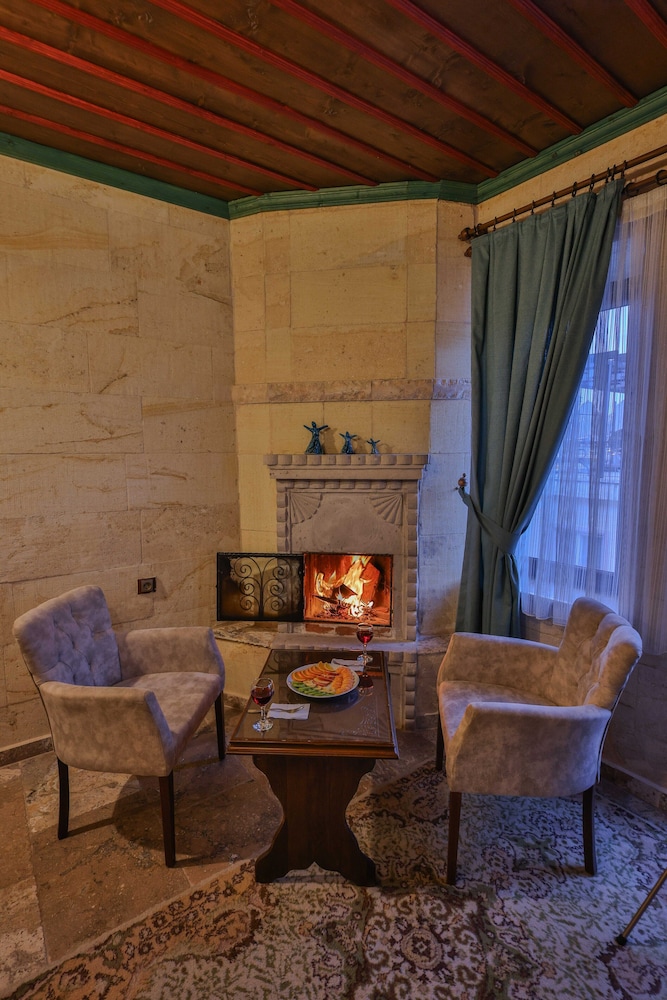 Feel Cappadocia Stone House 26/50