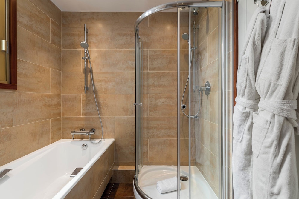 Atala Hotel Champs Elysees 50/50