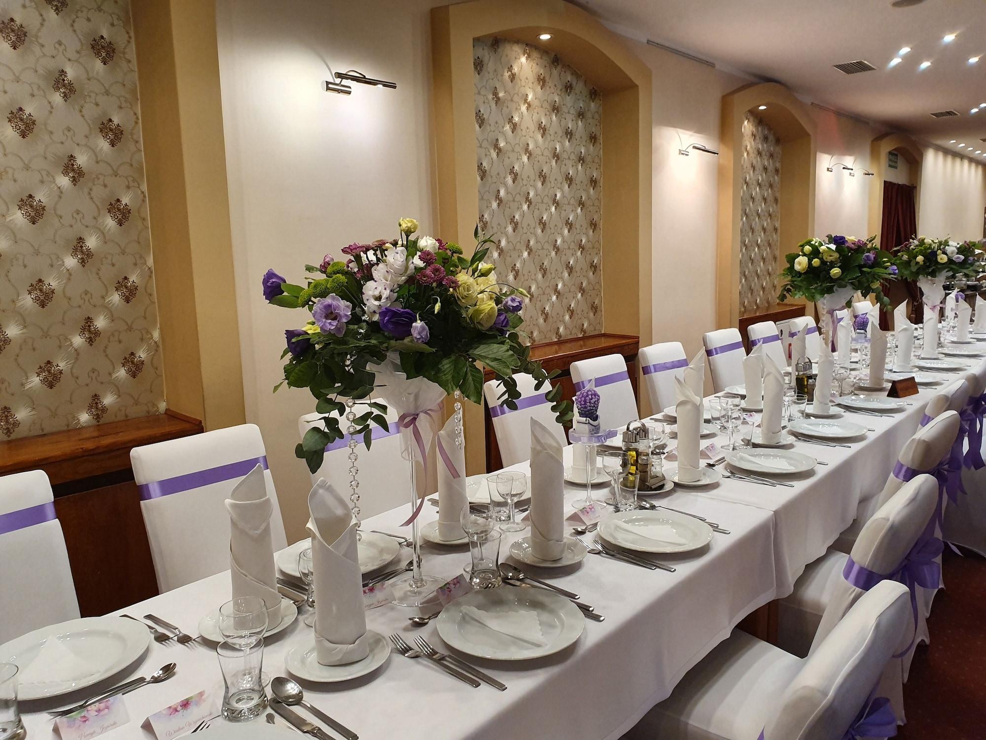 Trzy Swiaty Hotel Restauracia Spa & Wellness 35/50