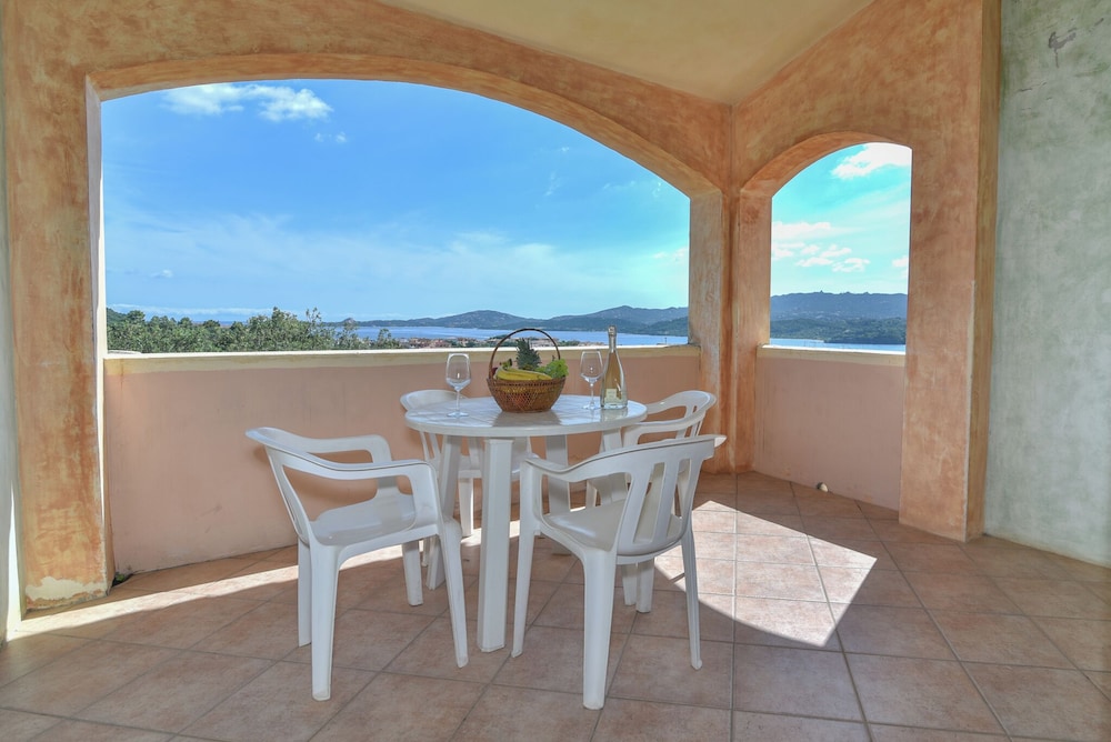 RESIDENCE LA COSTA 27/49