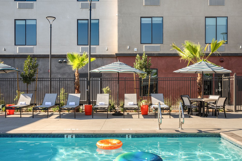 Ayres Hotel Rialto Fontana 2/47
