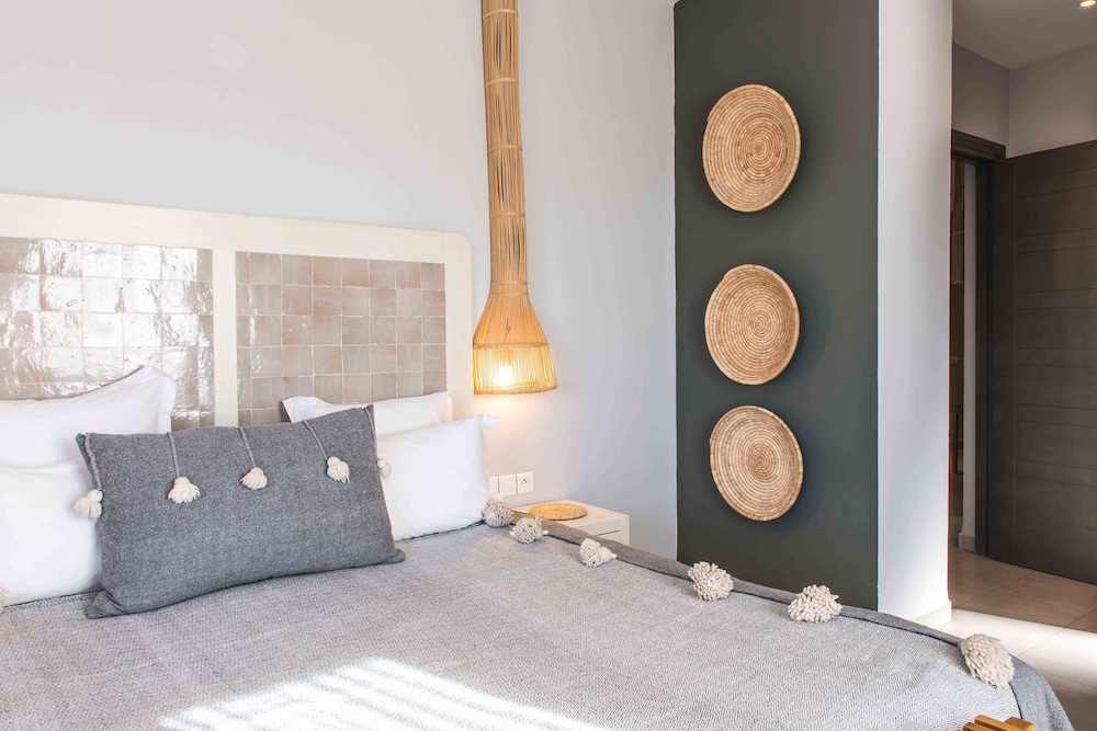 Paradis Plage Surf Yoga Spa Resort 14/83