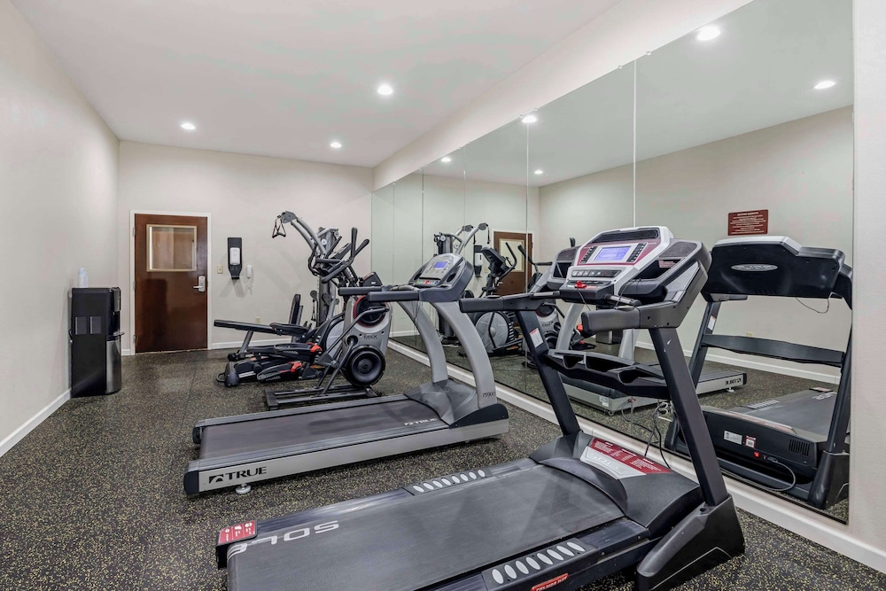 Sleep Inn & Suites Huntsville 24/45