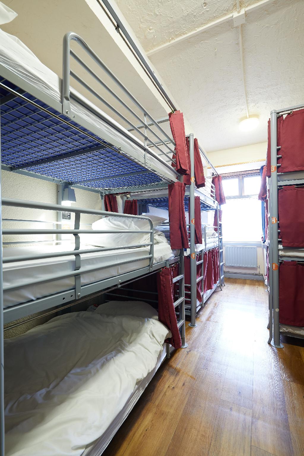 Female Dorm, Female Only