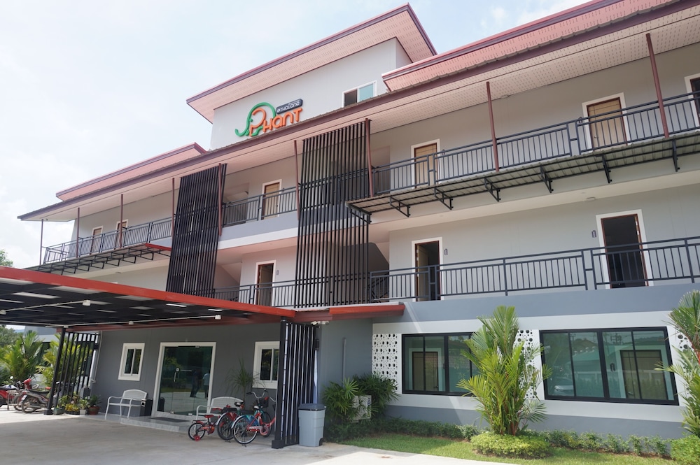 Phant At Thalang Service Apartment 4/32