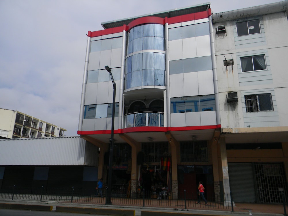 RIO GUAYAS HOTEL 1/30