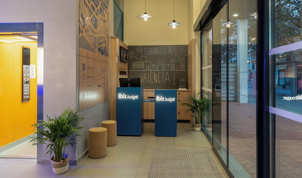 ibis budget Valencia Centro Puerto 3/23