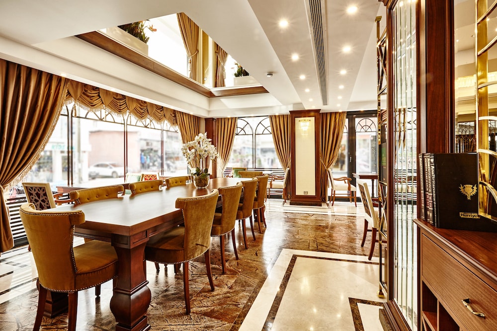 The Barbarossa Hotel 27/30