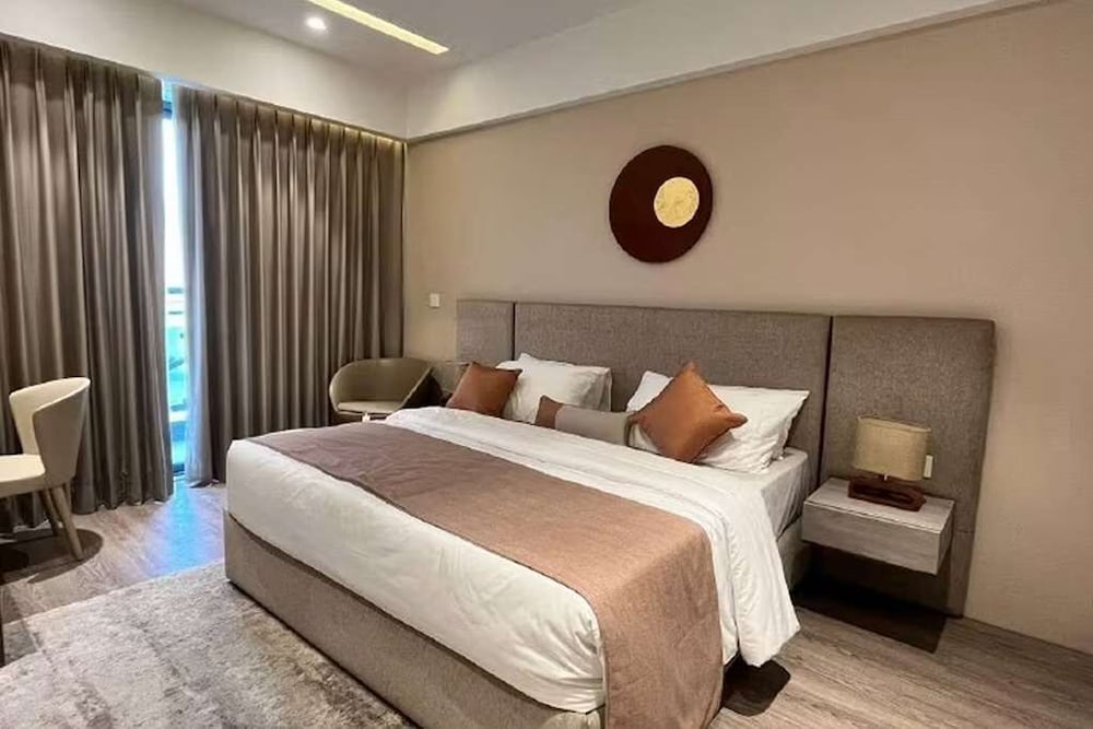 Ramada Encore by Wyndham Gurugram Dwarka Expressway 13/60
