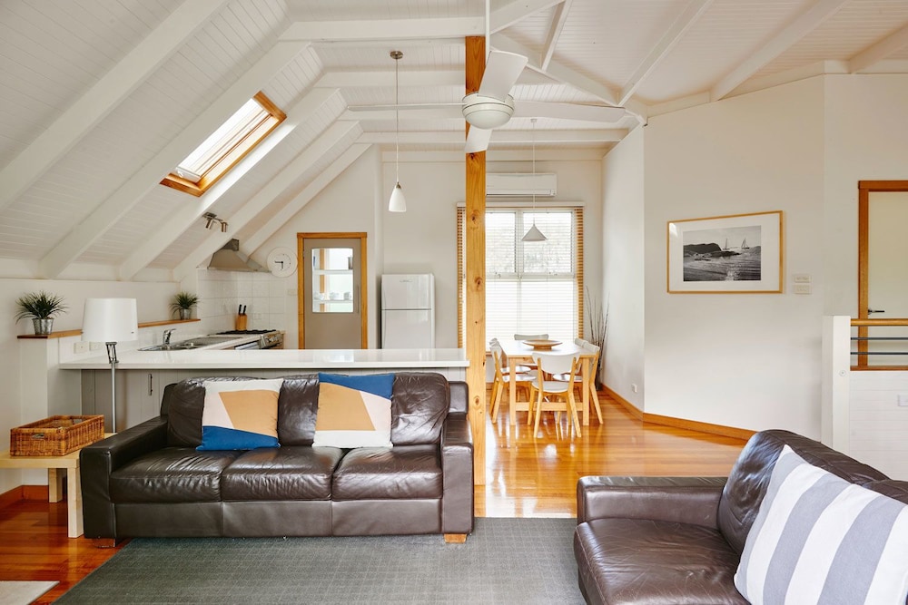 SEAHAVEN VILLAGE 37/68