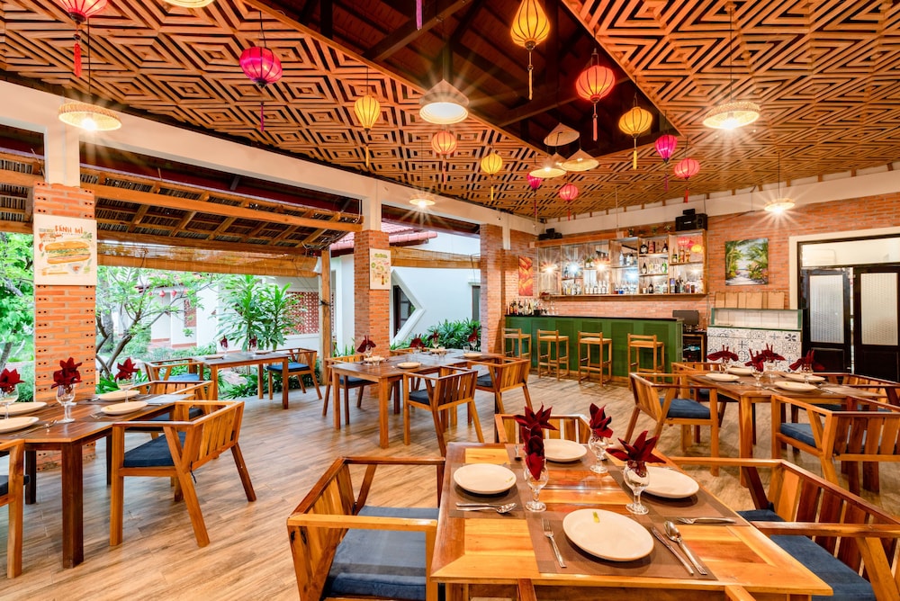 Hula Hula Beachfront Phu Quoc 61/73