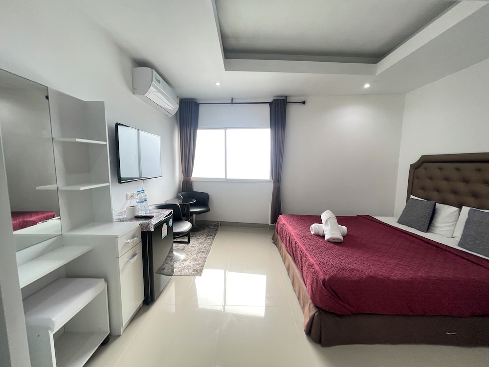 W-9 Hotel 14/73