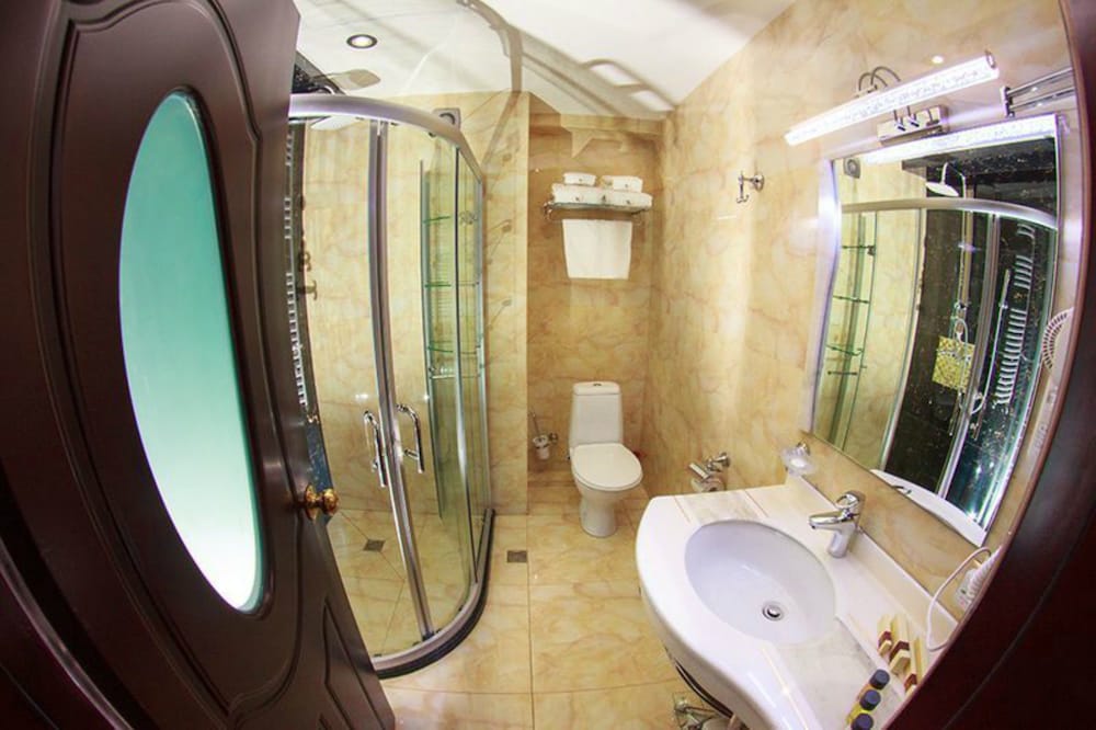 Cron Palace kosher Tbilisi Hotel 49/50