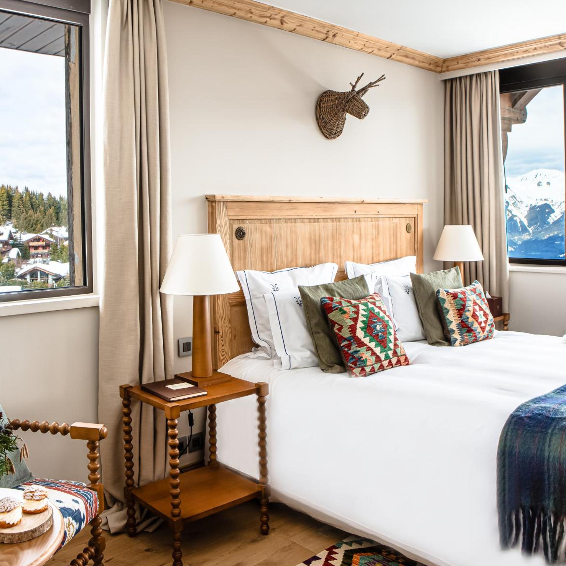 غرفة ديلوكس بسرير مزدوج أو سريرين منفصلين بإطلالة على الجبل، ALPES HOTEL PRALONG 3/10