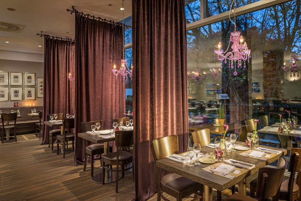 Dorint Kongresshotel Dusseldorf / Neuss 25/44