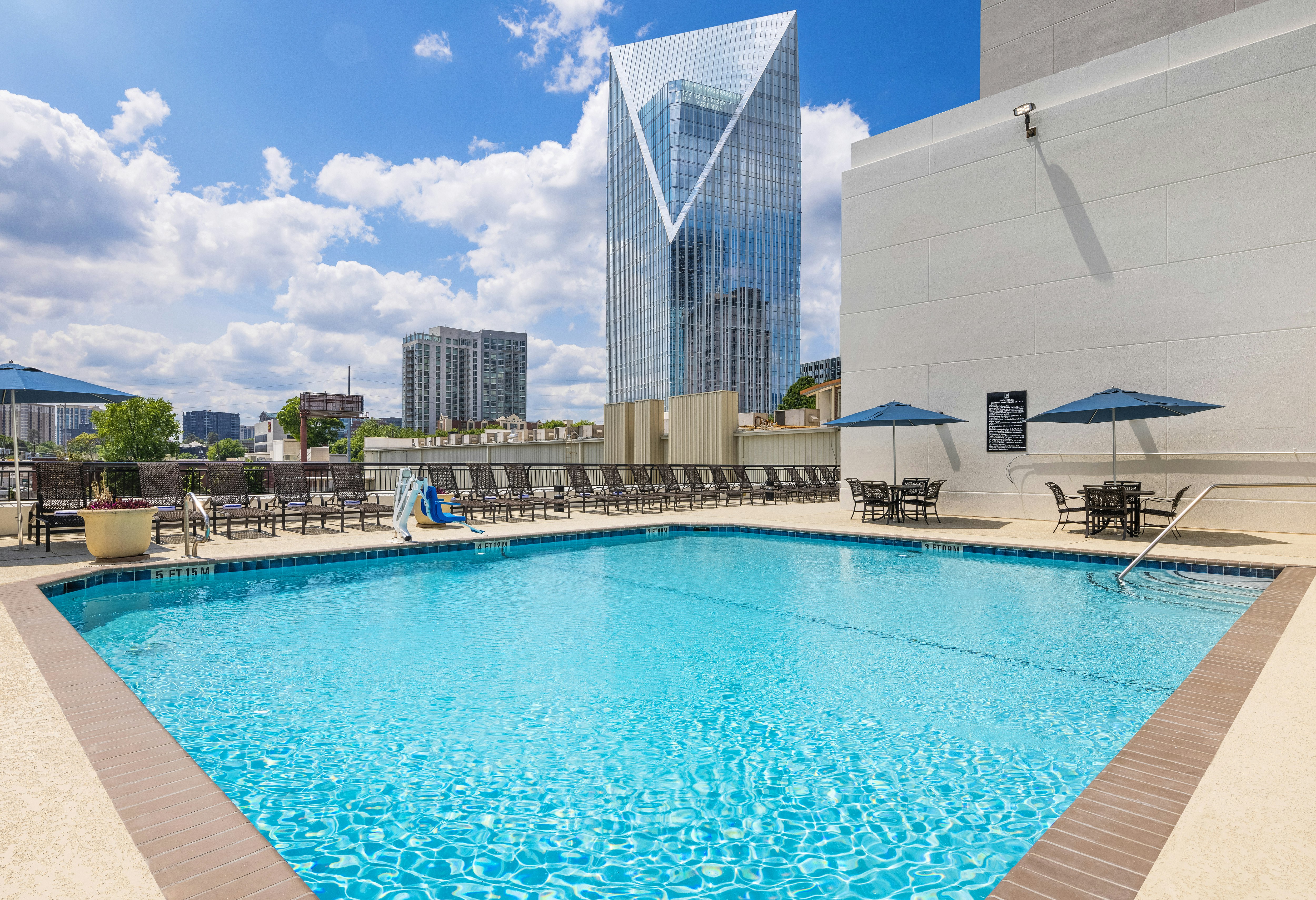 Embassy Suites Atlanta Buckhead 32/56