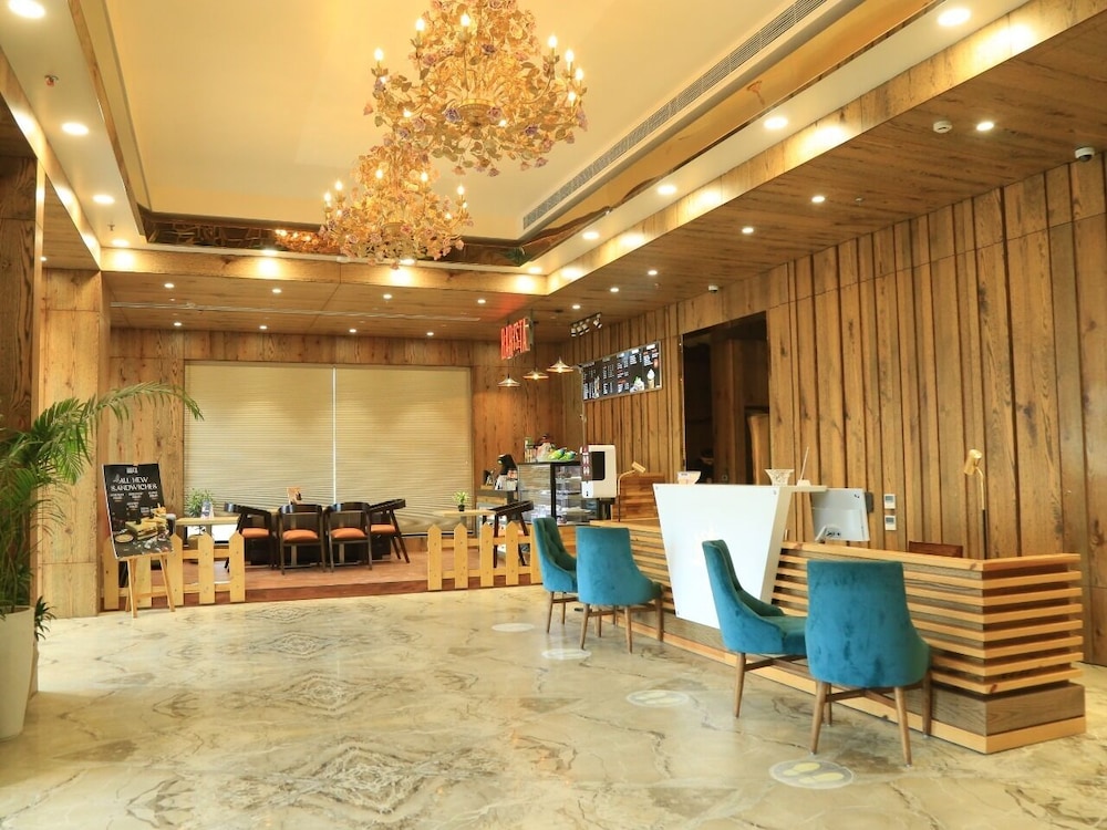 Bravia Hotel 3/30