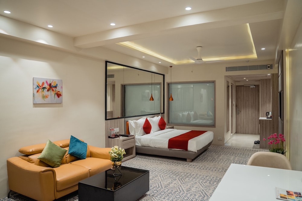 Lords Inn Rajkot 6/15