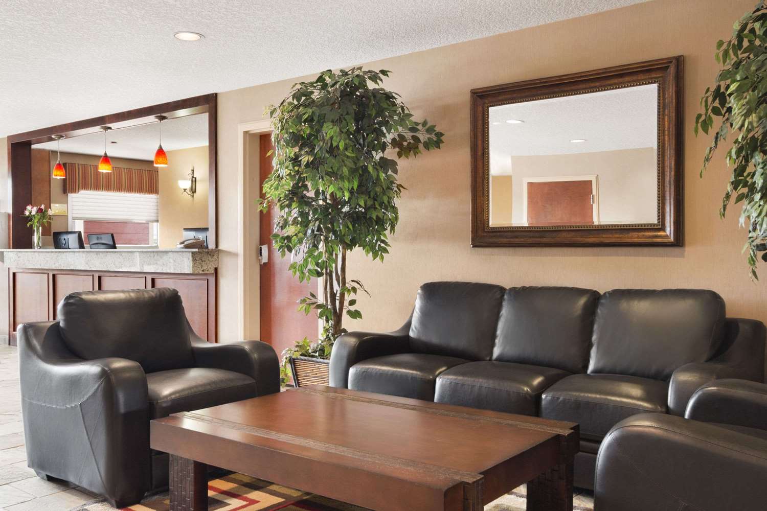 Days Inn Suites By Wyndham Cochrane 5/13