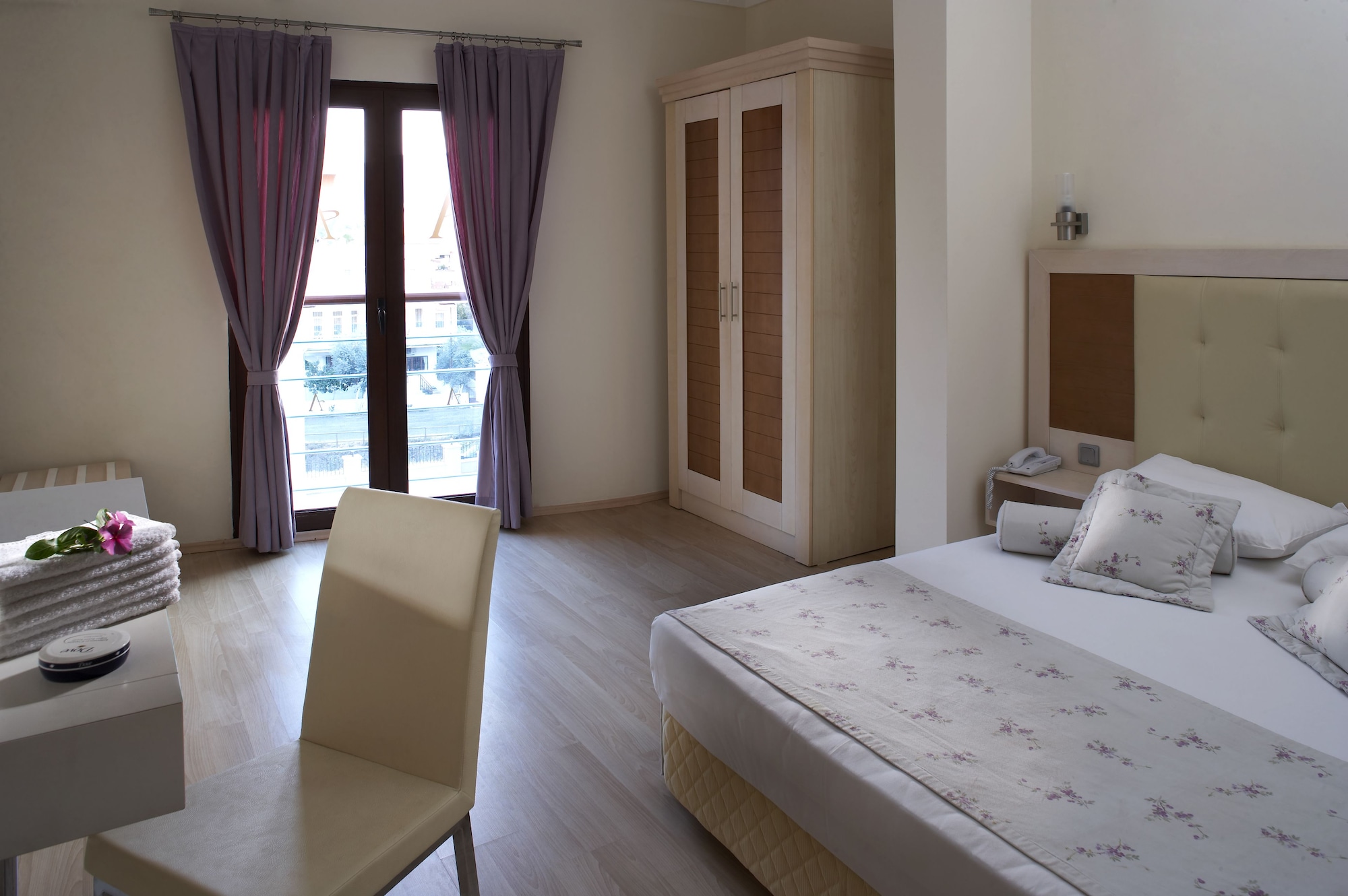 APARTMENT 1 BEDROOM